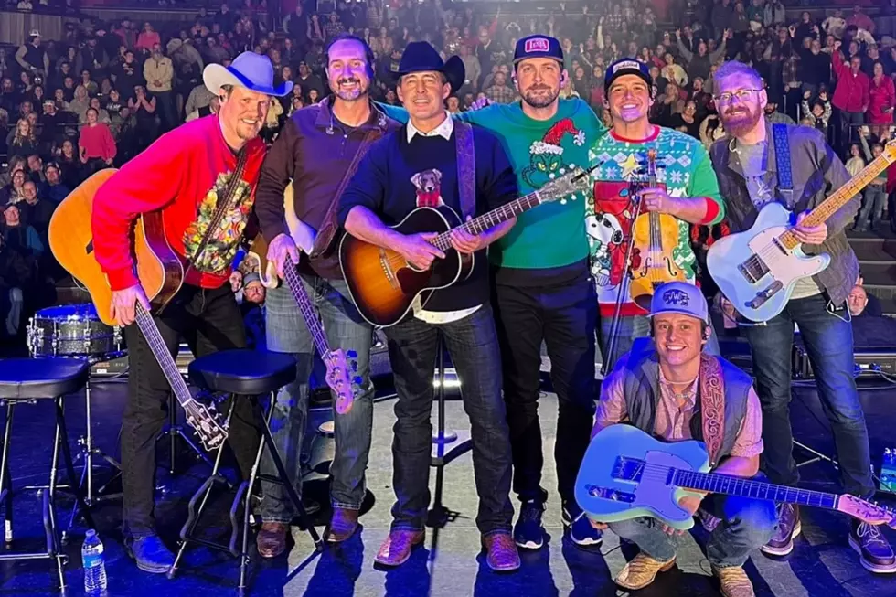 Aaron Watson’s Big Country Christmas Concert Is Back in 2024